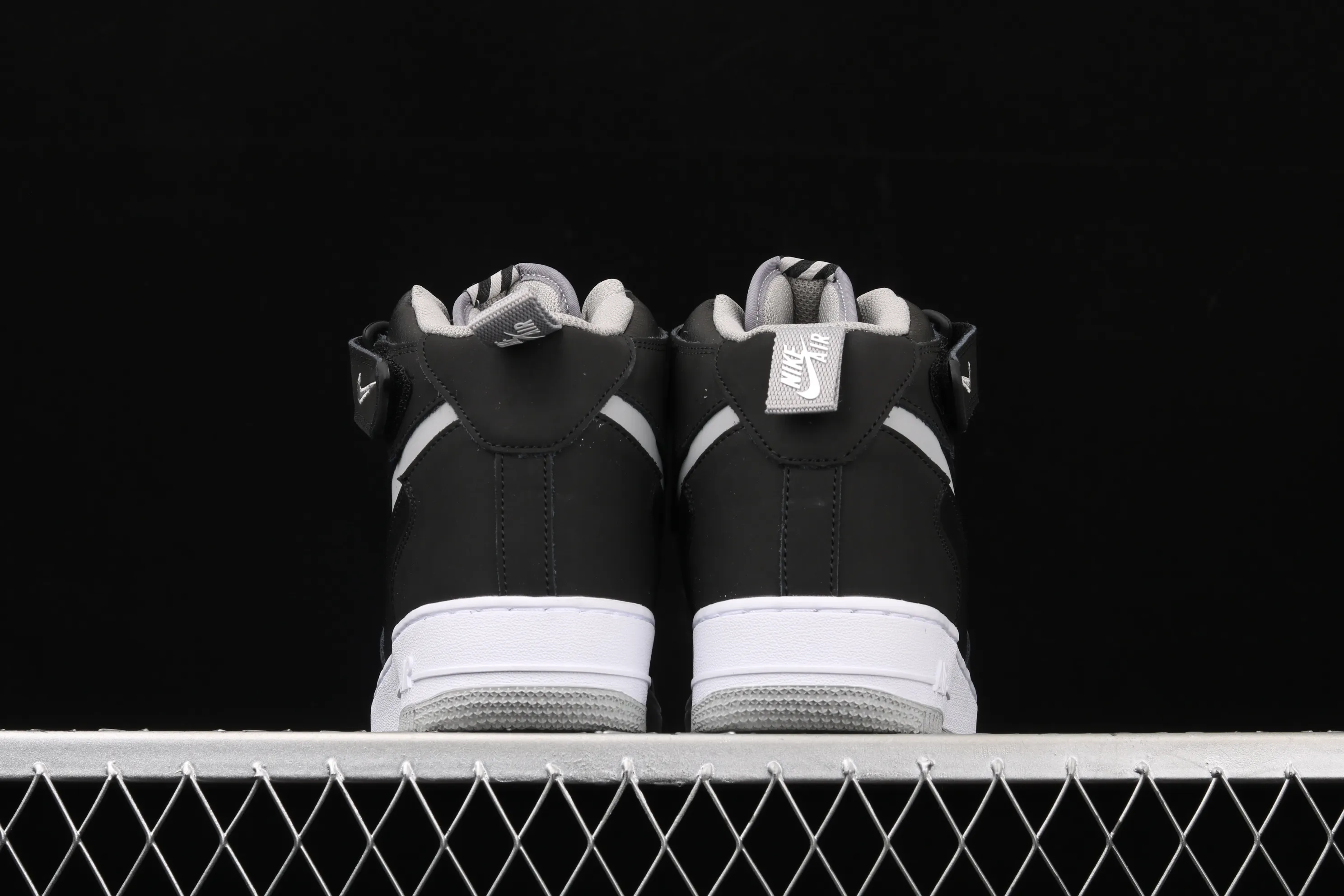 All categories Nk Air Force 1 Air Force series Nk Air Force 1 Mid Air Force mid-top Nk Air Force 1 Mid "Shadow Grey" Shadow Gray Air Force One Chinese casual sneakers BQ6819-008